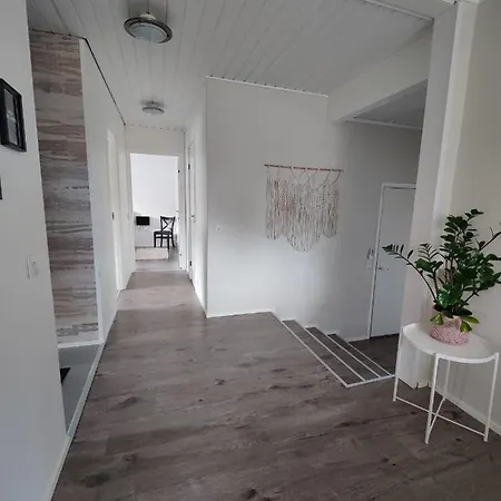 Laplands Hillside Villa