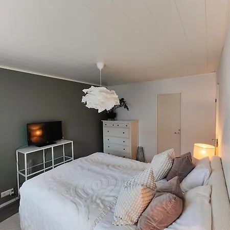 Villa Laplands Hillside *